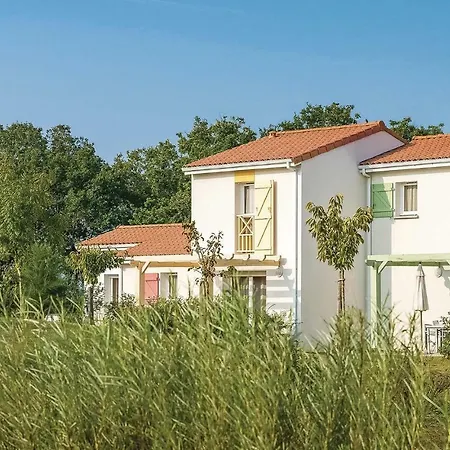 Holiday St.hilaire Cd 880 * Talmont-Saint-Hilaire